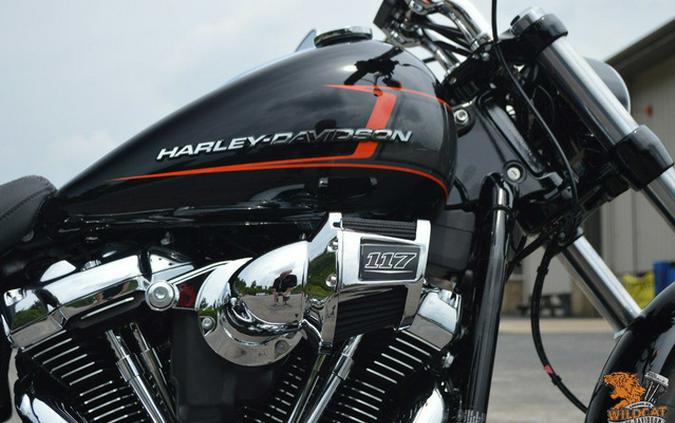 2024 Harley-Davidson Softail FXBR - Breakout