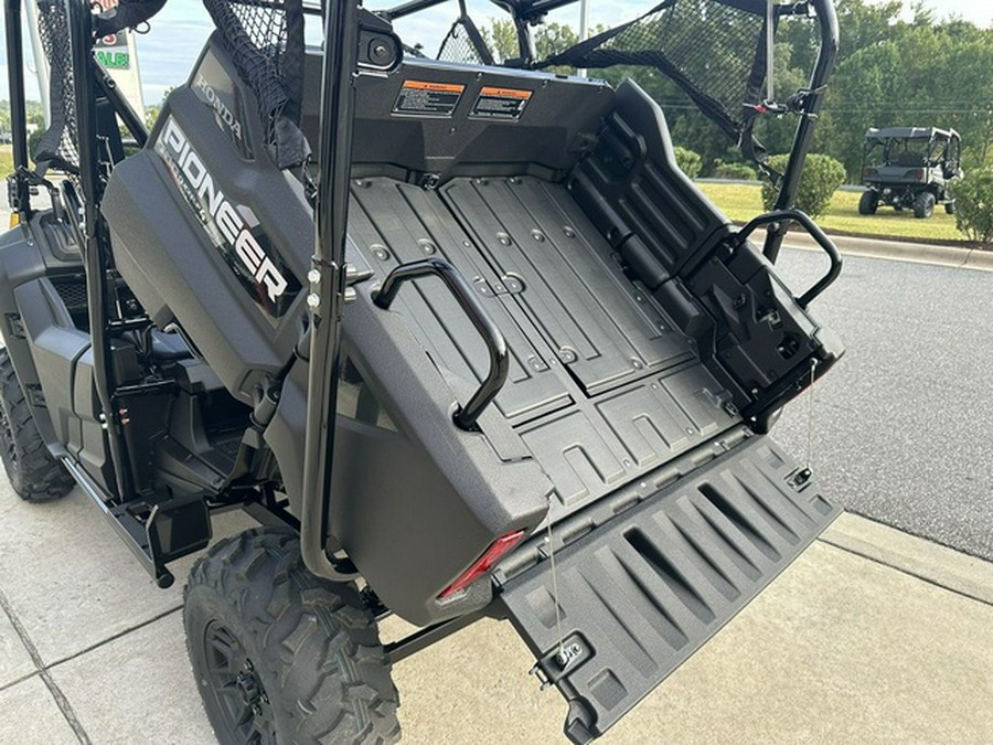 2025 Honda Pioneer 700-4 Deluxe