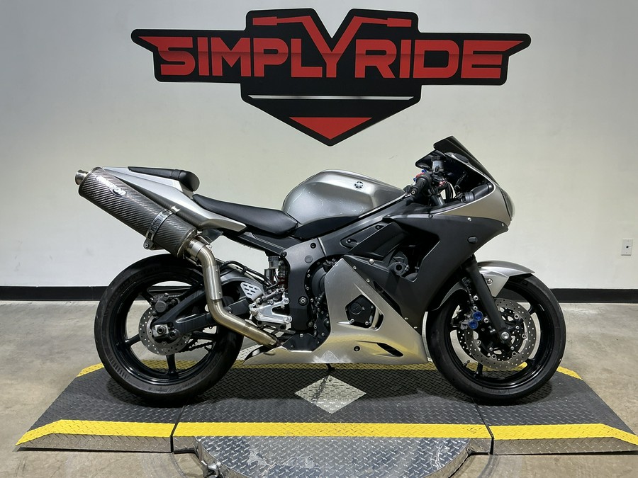 2003 Yamaha YZF-R6