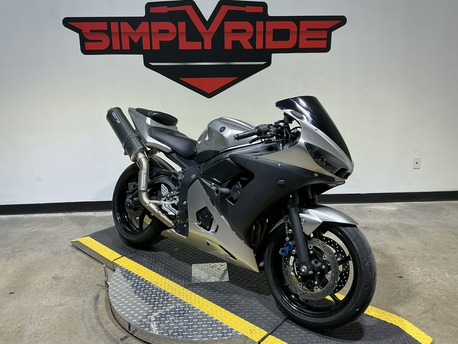 2003 Yamaha YZF-R6