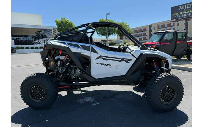 2026 2026 POLARIS RZR Pro R Ultimate - White Crystal - Polaris