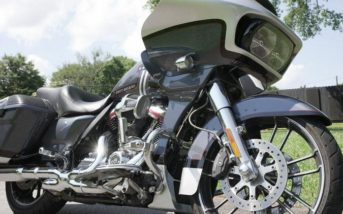 2019 Harley-Davidson® FLTRXSE - CVO™ Road Glide®