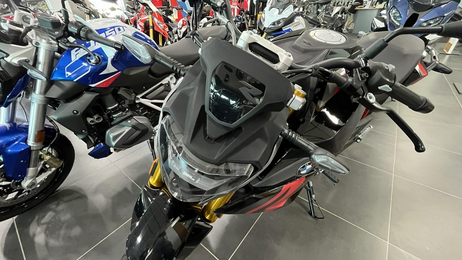2025 BMW G 310 R