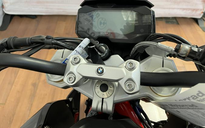 2025 BMW G 310 R