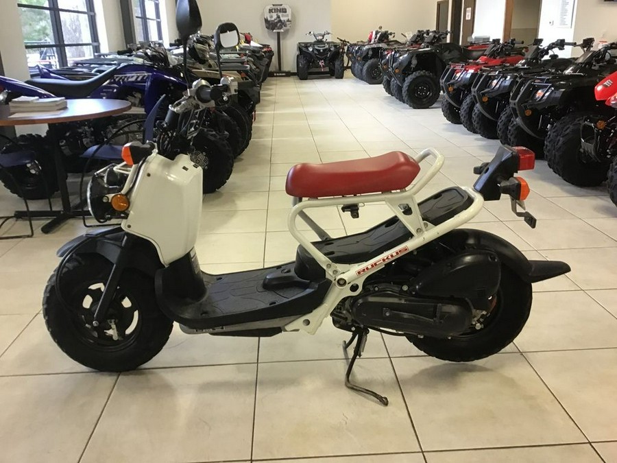 2015 Honda® RUCKUS Base