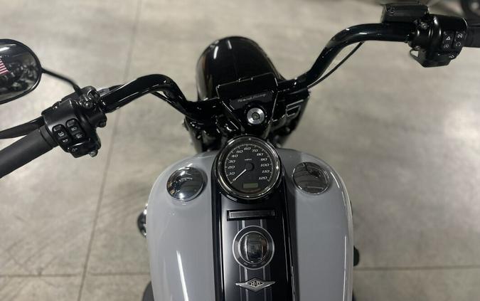 FLHRXS 2025 Harley-Davidson Road King Special BILLIARD GRAY