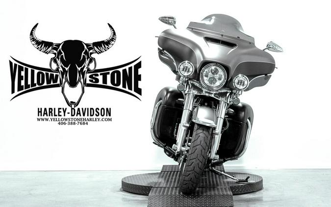 2017 Harley-Davidson® Ultra Limited Two-Tone Charcoal Denim/Black Denim