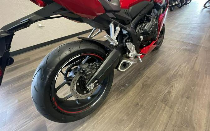 2026 Honda® CBR650R E-Clutch