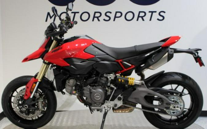 2027 Ducati Hypermotard V2