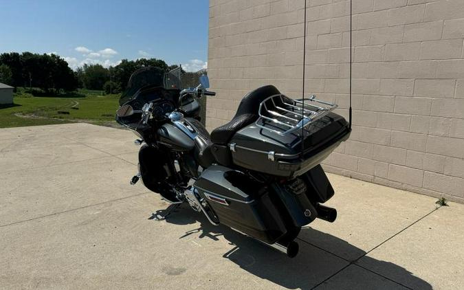 2016 Harley-Davidson® FLTRUSE - CVO™ Road Glide Ultra®