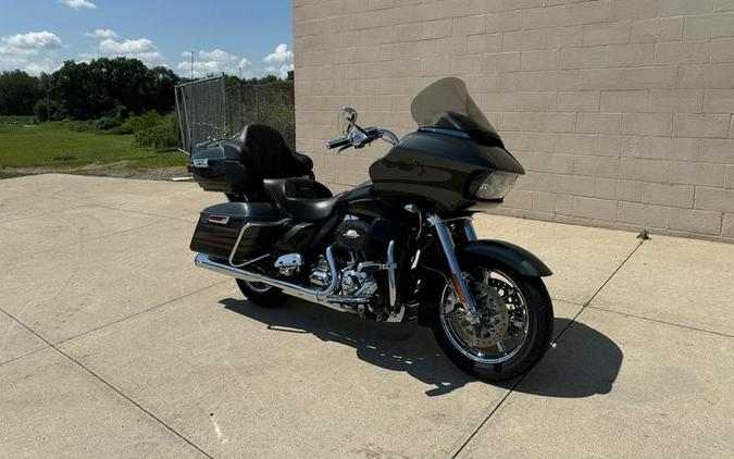 2016 Harley-Davidson® FLTRUSE - CVO™ Road Glide Ultra®