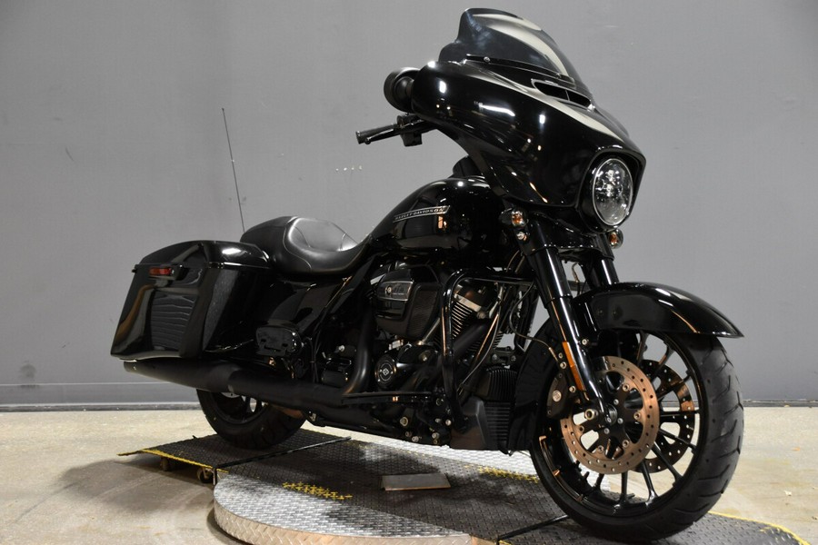 2019 Harley-Davidson Street Glide Special