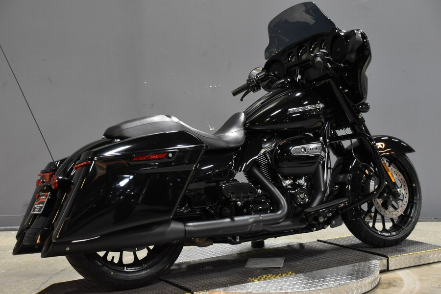 2019 Harley-Davidson Street Glide Special