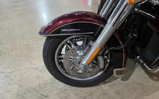 2014 Harley-Davidson Trike FLHTCUTG - Tri Glide Ultra