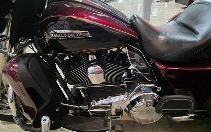 2014 Harley-Davidson Trike FLHTCUTG - Tri Glide Ultra