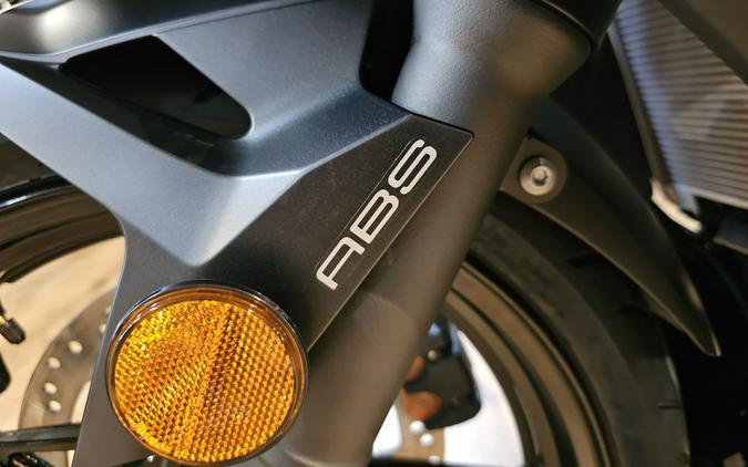 2026 Kawasaki NINJA 500 ABS Metallic Flat Spark Black/Metallic Spark Black - 110074