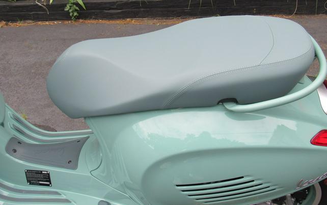 2026 Vespa Primavera 150 80th Anniversary