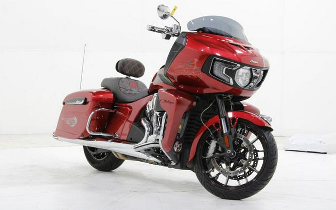 2021 Indian Challenger Limited Ruby Metallic Limited Thunder Black Pearl