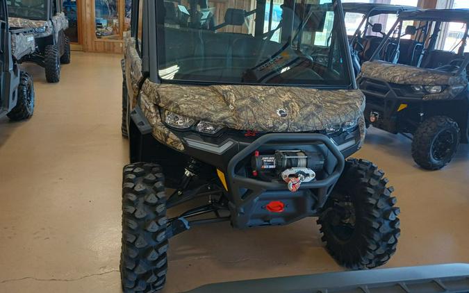 2023 Can-Am® Defender MAX X mr HD10 Mossy Oak Break-Up Country Camo
