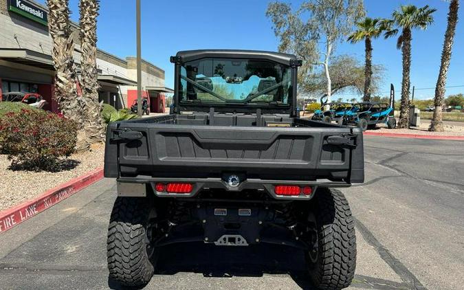 2023 Can-Am® Defender 6x6 Limited HD10