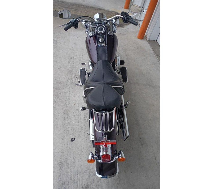 2017 Harley-Davidson Softail® Deluxe