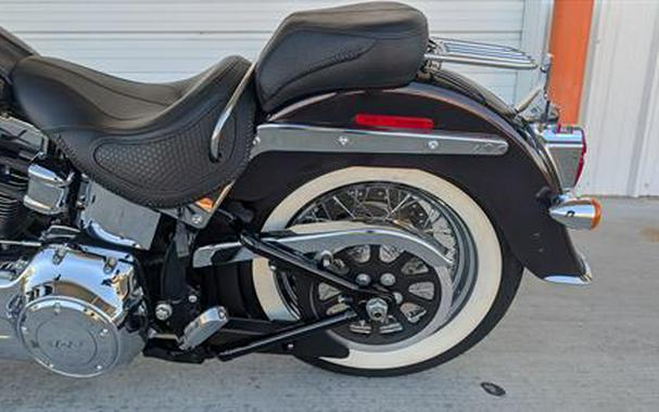 2017 Harley-Davidson Softail® Deluxe