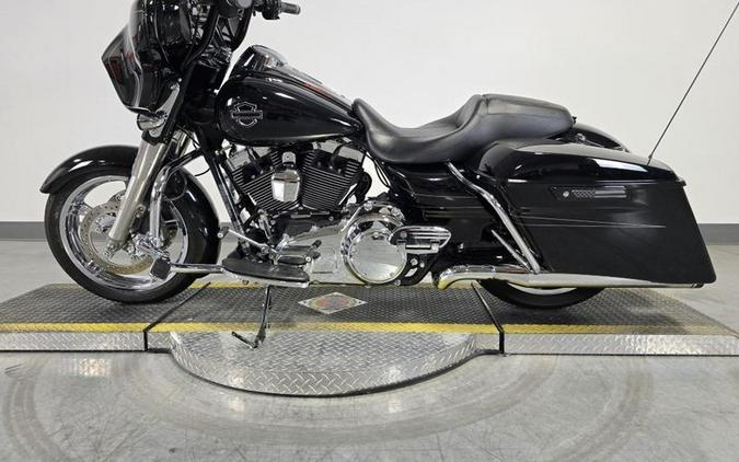 2014 Harley-Davidson® FLHXS - Street Glide® Special
