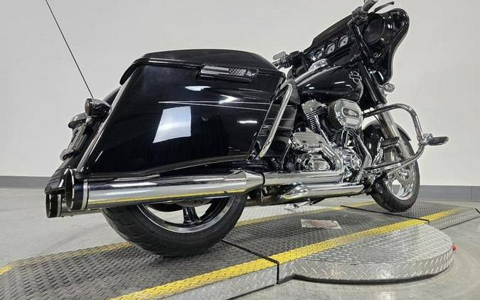 2014 Harley-Davidson® FLHXS - Street Glide® Special