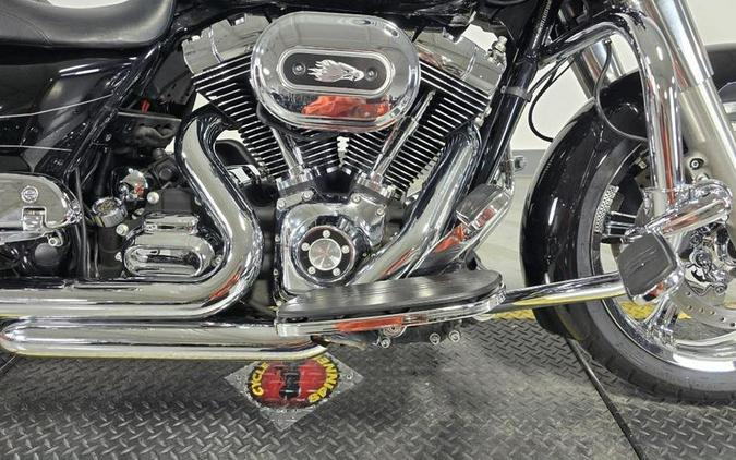 2014 Harley-Davidson® FLHXS - Street Glide® Special
