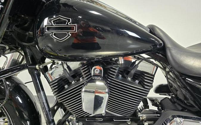 2014 Harley-Davidson® FLHXS - Street Glide® Special