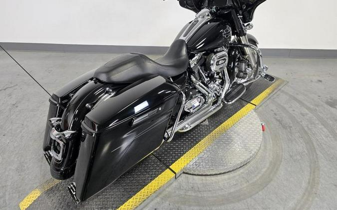 2014 Harley-Davidson® FLHXS - Street Glide® Special