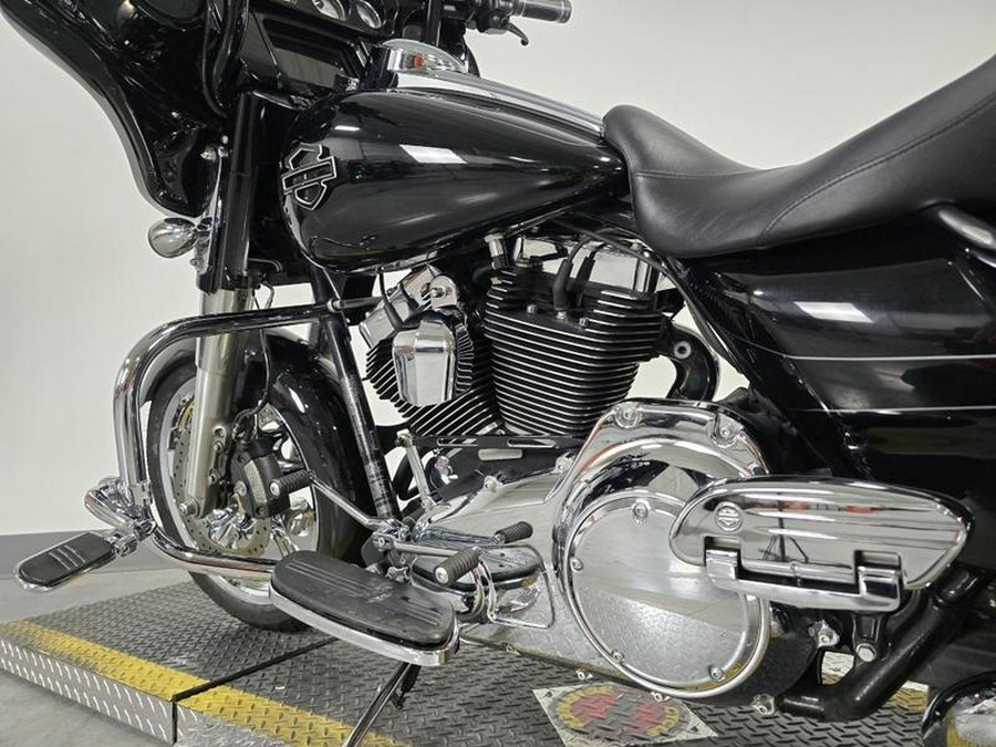 2014 Harley-Davidson® FLHXS - Street Glide® Special