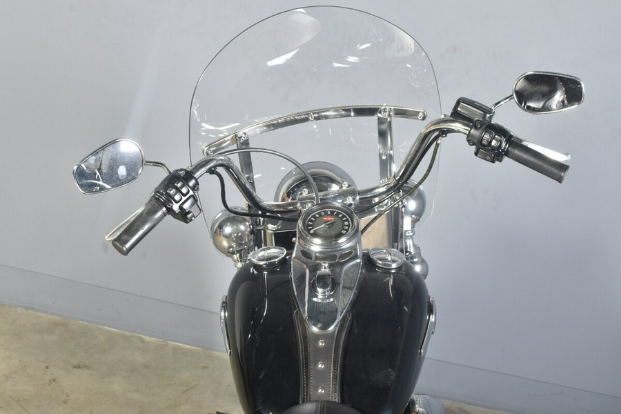 2016 Harley-Davidson Heritage Softail Classic FLSTC