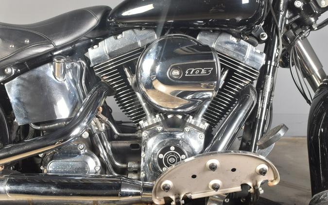 2016 Harley-Davidson Heritage Softail Classic FLSTC