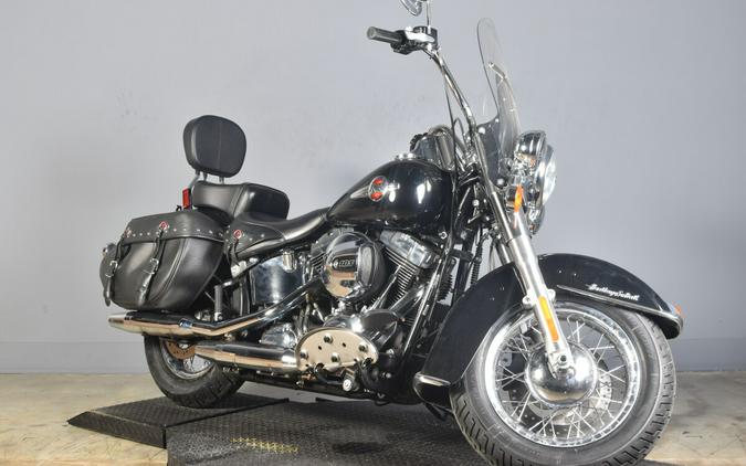 2016 Harley-Davidson Heritage Softail Classic FLSTC
