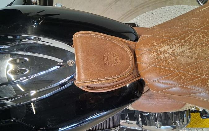 2016 Indian Motorcycle® Roadmaster® Thunder Black