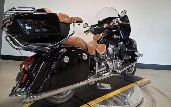 2016 Indian Motorcycle® Roadmaster® Thunder Black