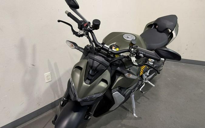 2023 Ducati Streetfighter V2 Storm Green V2