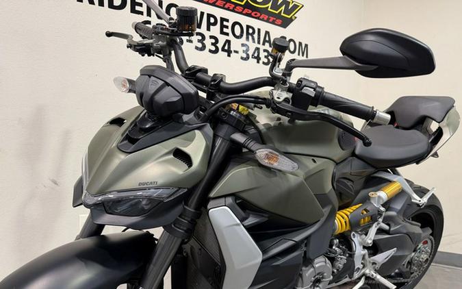 2023 Ducati Streetfighter V2 Storm Green V2