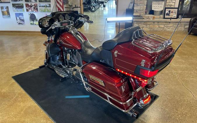 2009 Harley-Davidson® FLHTCU - Ultra Classic® Electra Glide®