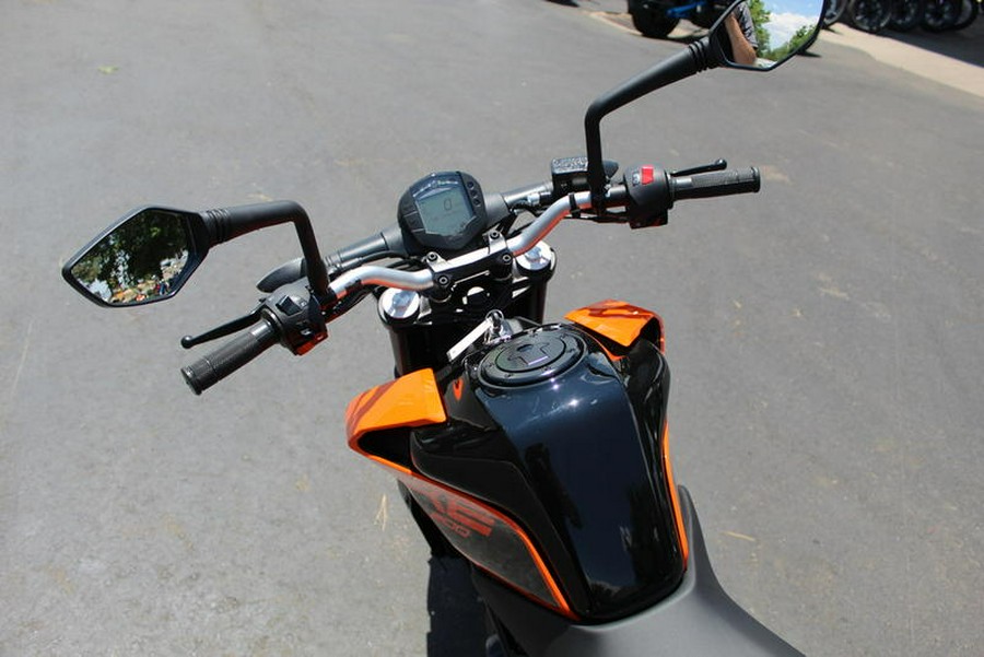 2023 KTM DUKE 200