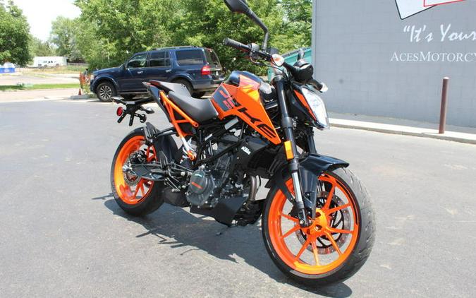 2023 KTM DUKE 200