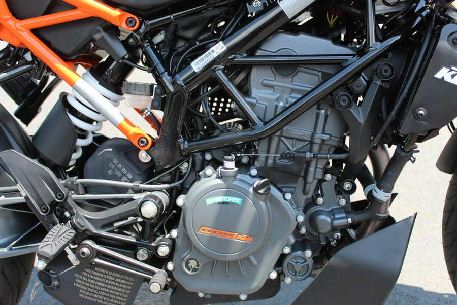 2023 KTM DUKE 200