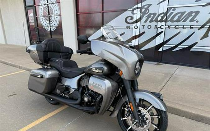 2025 Indian Motorcycle Roadmaster® Dark Horse®