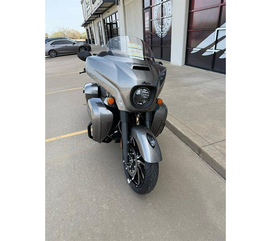 2025 Indian Motorcycle Roadmaster® Dark Horse®