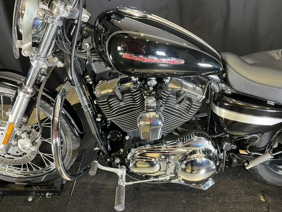 2004 Harley-Davidson Sportster® XL 1200 Custom