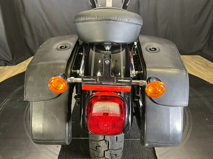 2004 Harley-Davidson Sportster® XL 1200 Custom