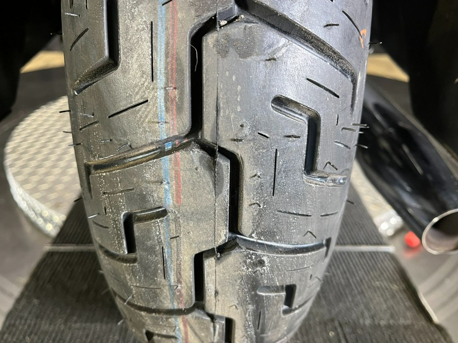 2004 Harley-Davidson Sportster® XL 1200 Custom