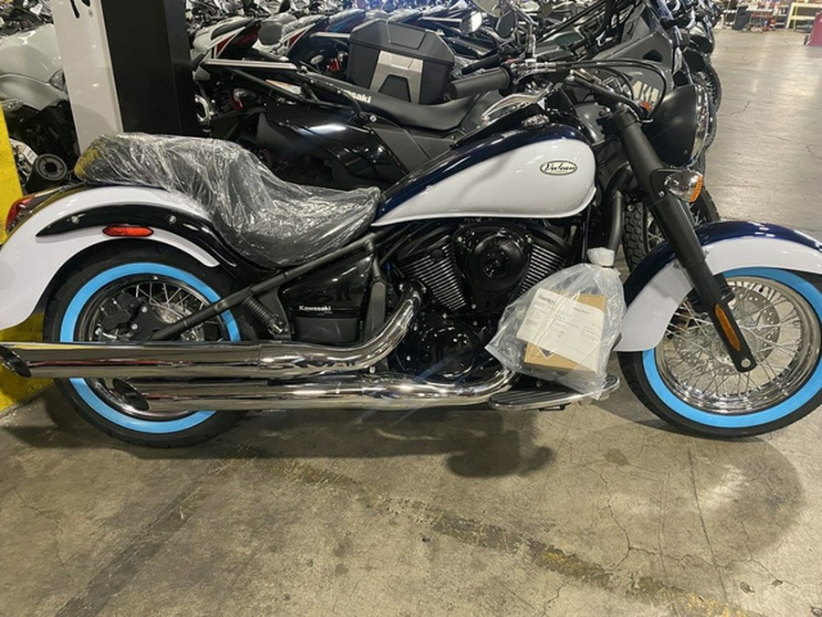 2026 Kawasaki Vulcan 900 Classic