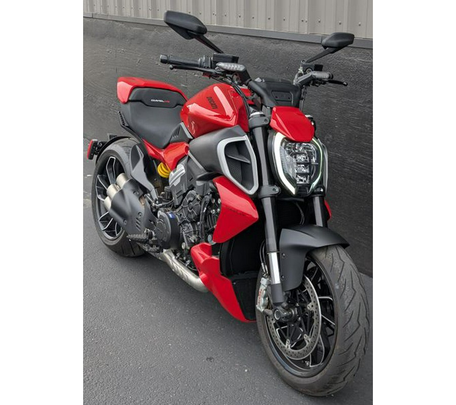 Used 2024 DUCATI DIAVEL V4